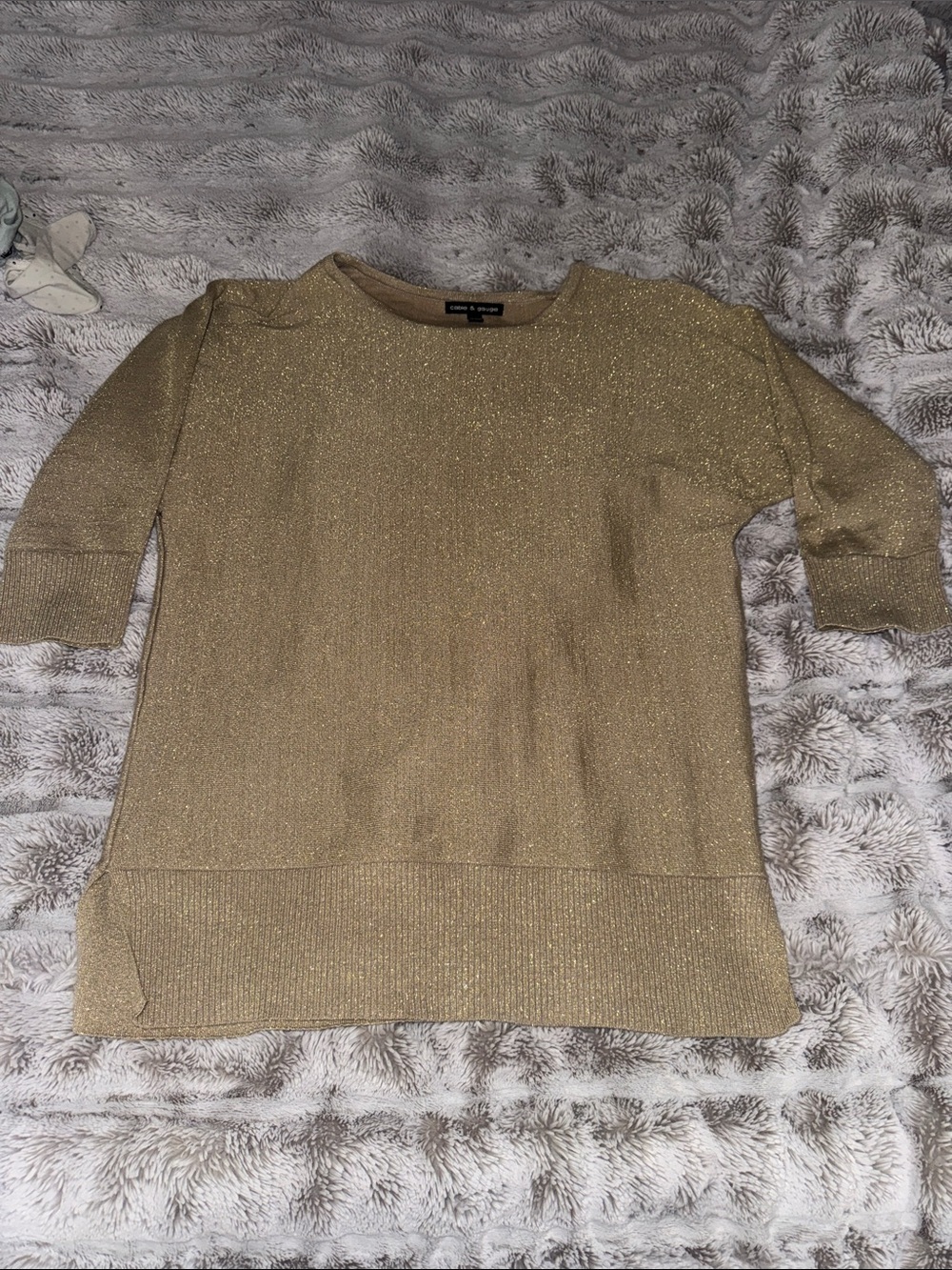 Cable & Gauge Metallic Gold Scoop Neck Sweater